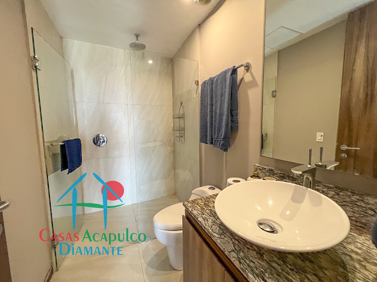 La Isla Emerald E 11 - Baño completo 1